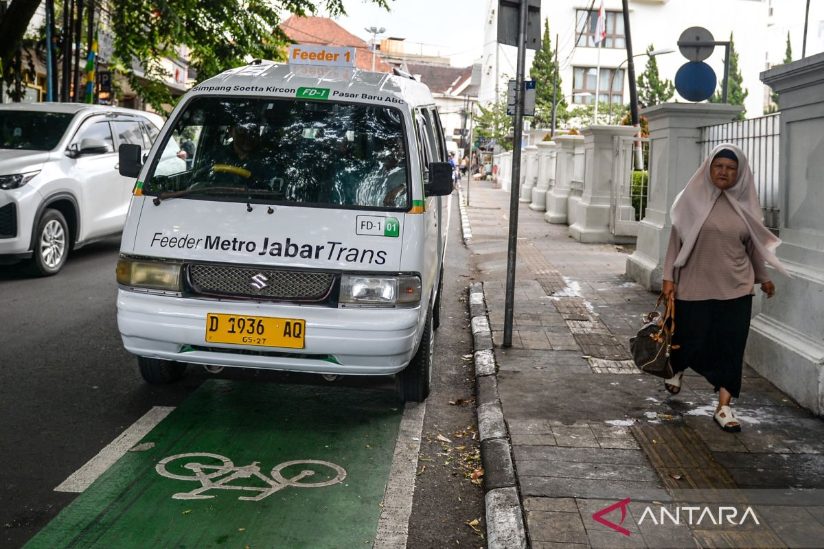 Pemkot Bandung Operasikan Angkot Listrik Angklung Rute Kiaracondong-Pasar Baru, Ini Fasilitas dan Cara Bayarnya