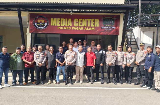 Kapolres Pagaralam Gelar Ngopi Bareng Wartawan, Tekankan Jajaran Tak Alergi Kritik dan Selesaikan Masalah dengan Hati
