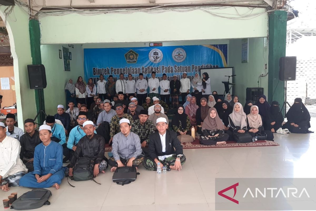 Kemenag Sumsel Terapkan Standar Kerja CARE untuk Percepat Administrasi di Pondok Pesantren, Operator Data Dituntut Responsif
