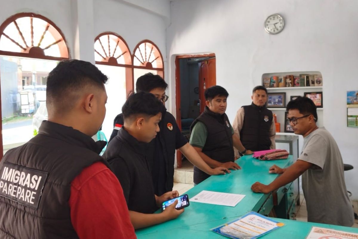 Imigrasi Parepare Awasi 3 WNA di Wajo, dari AS hingga China, Tak Ada Pelanggaran Ditemukan