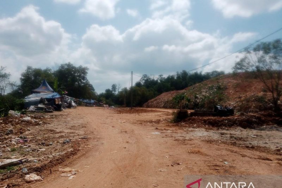 DLH Belitung Tutup 90 Persen Timbunan Sampah TPA Gunung Sadai dengan Tanah untuk Cegah Kebakaran saat Kemarau