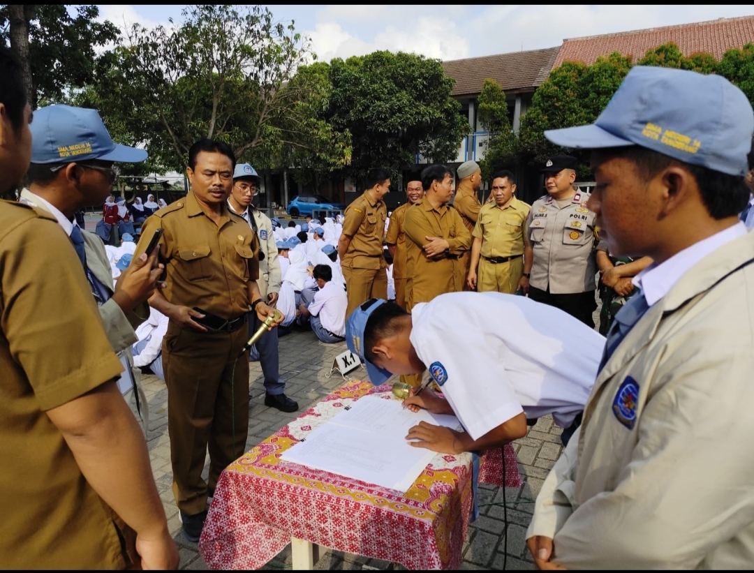 SMAN 14 Tangerang Bubarkan Geng Badboy 14, Siswa Baru Diduga Ditarik Iuran Rp 25 Ribu dan Diancam