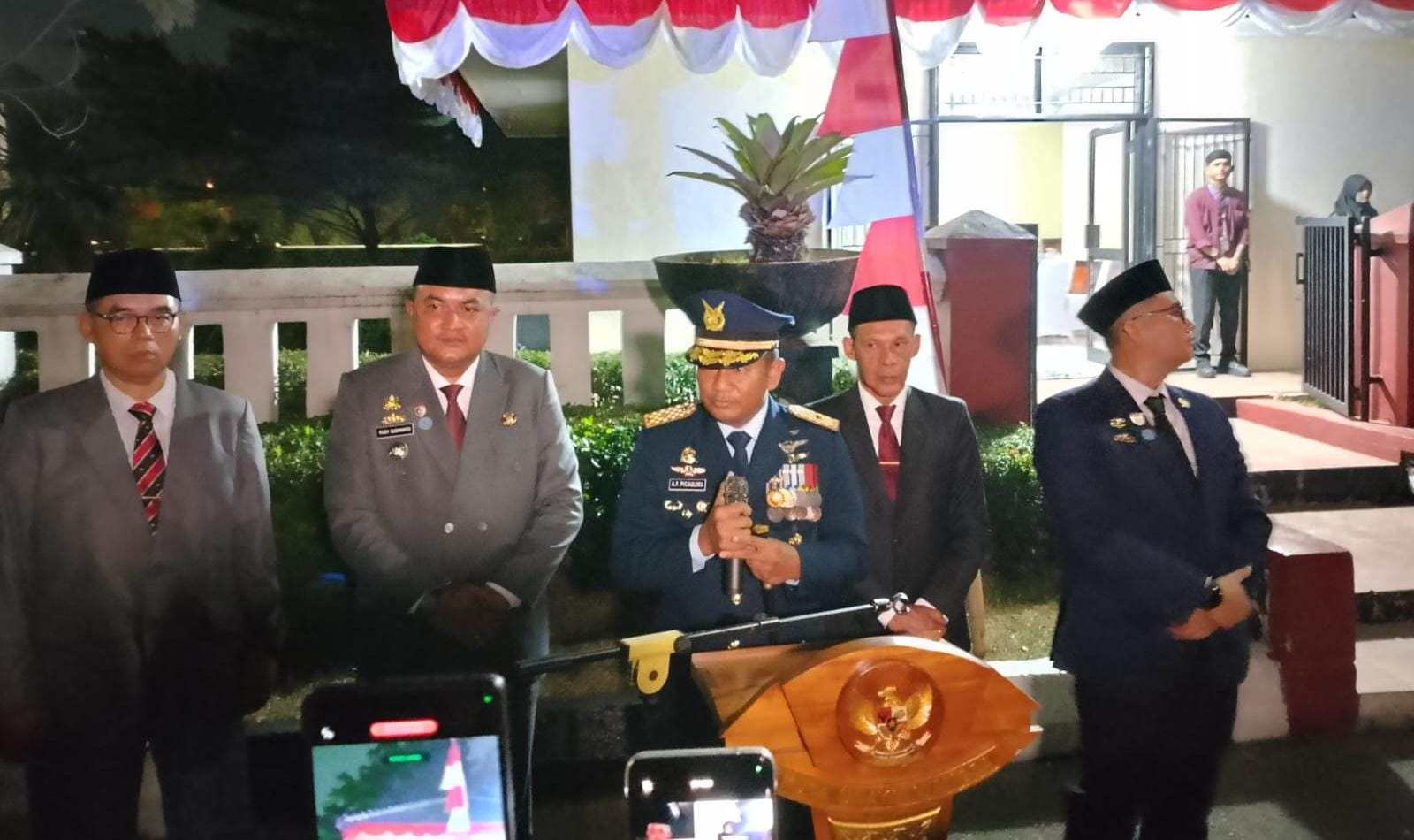 HUT RI ke-81, Pemkab Bogor dan Forkopimda Gelar Renungan Suci di TMP Pondok Rajeg, Obor Dinyalakan untuk Kenang Perjuangan
