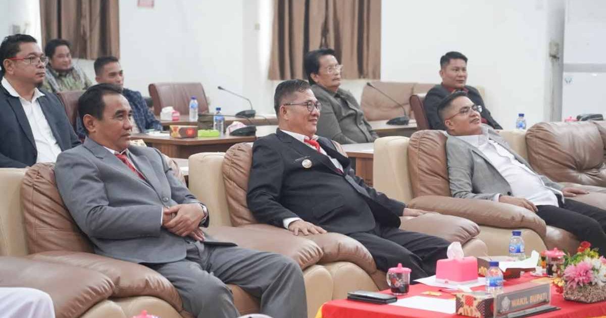 Bupati Nias Selatan Sokhiatulo Laia Hadiri Rapat Paripurna DPRD untuk Simak Pidato Kenegaraan Presiden Prabowo