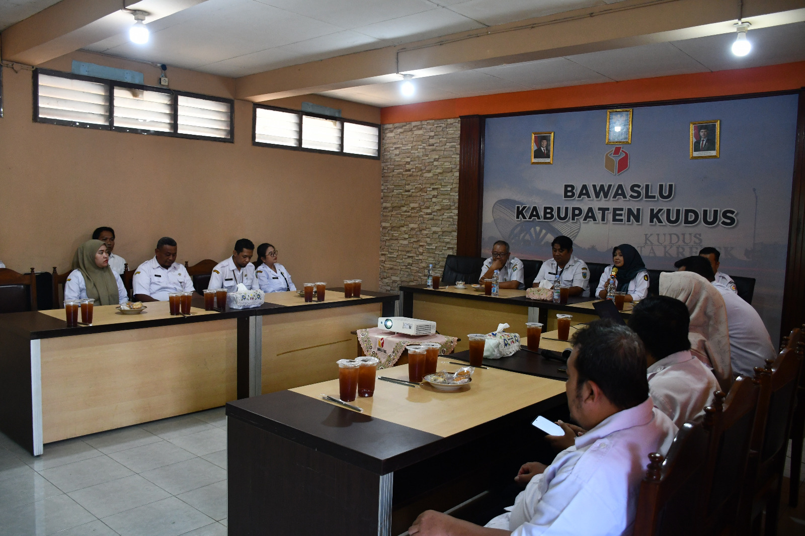 Bawaslu Kudus Bekali Seluruh Pegawai Tata Kelola Arsip Berstandar ANRI untuk Akuntabilitas Pengawasan Pemilu 2026