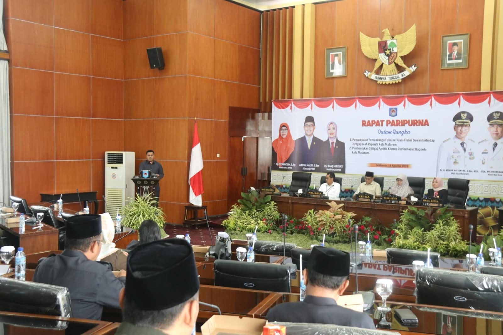 8 Fraksi DPRD Kota Mataram Serap Aspirasi Tiga Raperda, Bale Mediasi hingga Penataan Perangkat Daerah Disepakati untuk Dibahas
