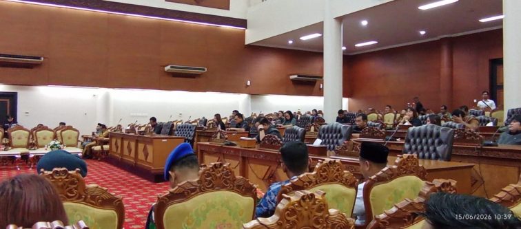 DPRD Kutai Barat Mulai Bahas Raperda Pertanggungjawaban APBD 2025, Wagub Serahkan Nota Pengantar