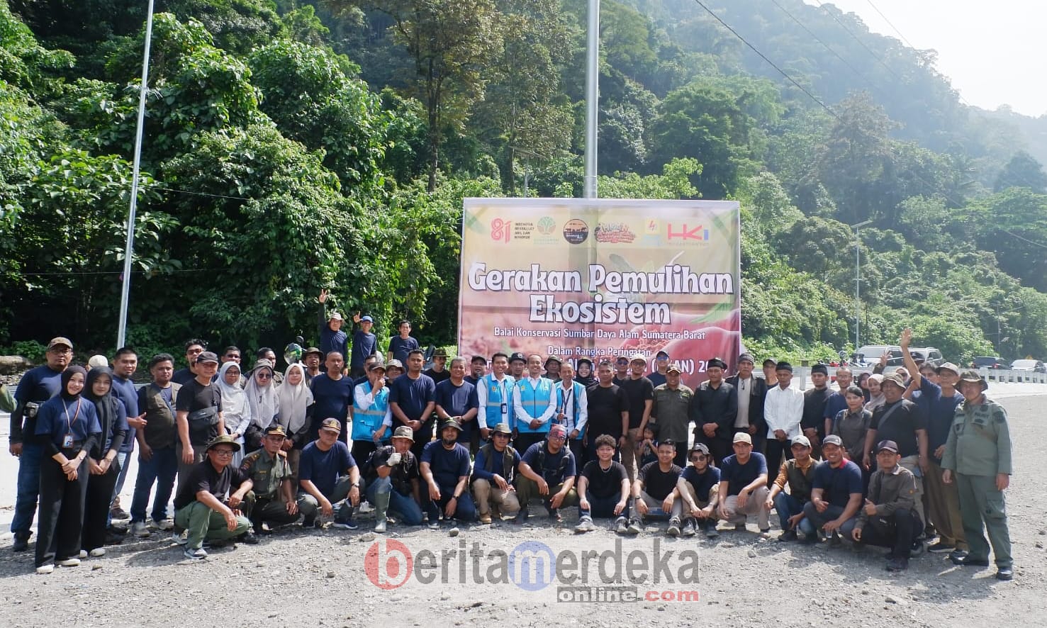 Polres Padang Panjang Ikut Tanam Pohon di Taman Wisata Alam Megamendung, Kolaborasi Lintas Instansi Pulihkan Ekosistem