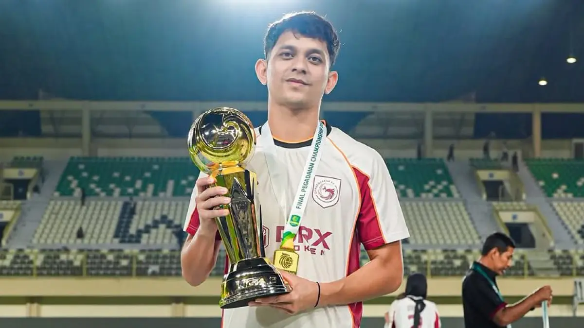 Arapenta Poerba Batal Balik ke Persis Solo, Gelandang Andalan Garudayaksa FC Resmi Perpanjang Kontrak