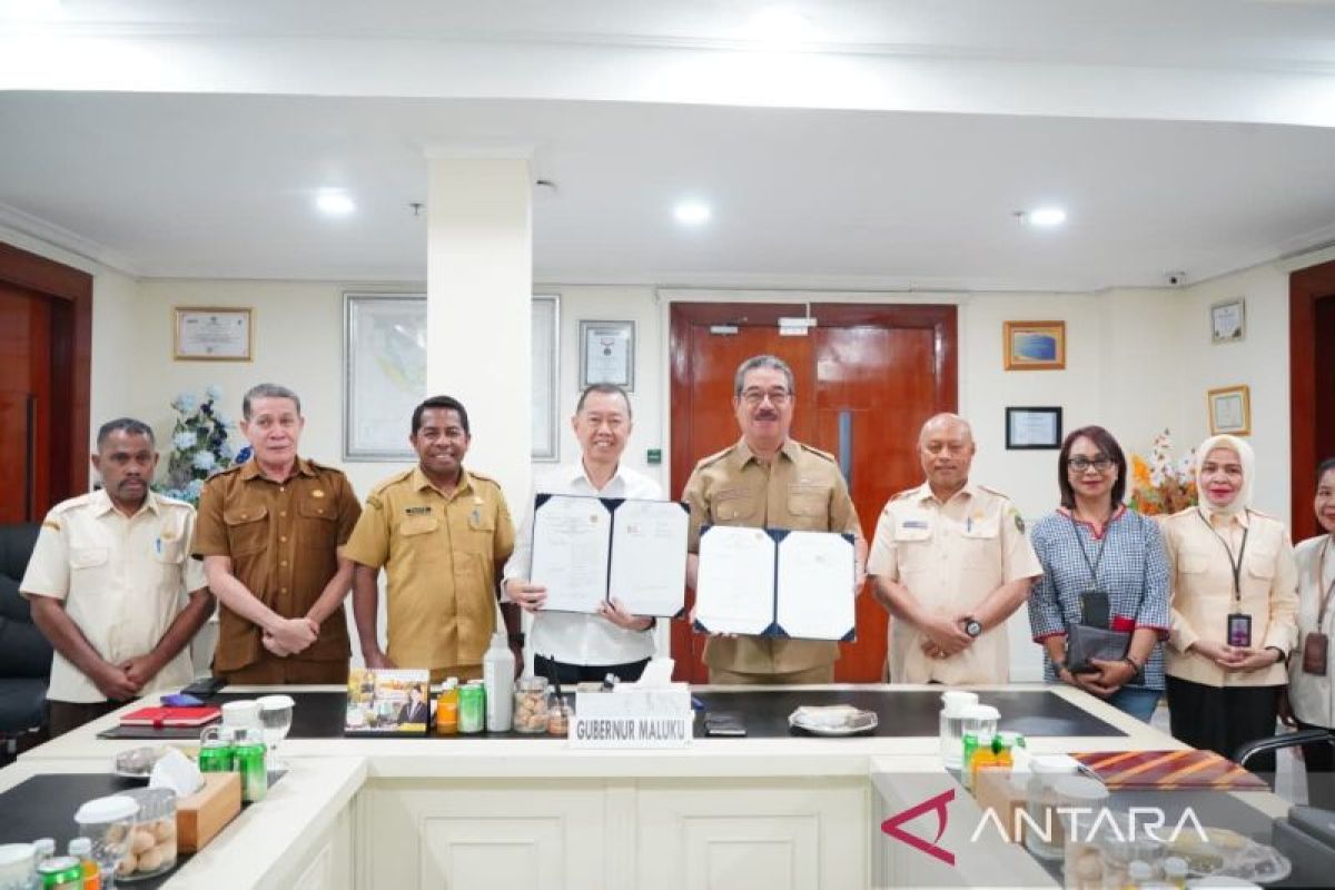 Pemprov Maluku dan BPD Maluku-Maut Teken Kerja Sama Digitalisasi Perbankan Daerah, Targetkan PAD Lebih Transparan