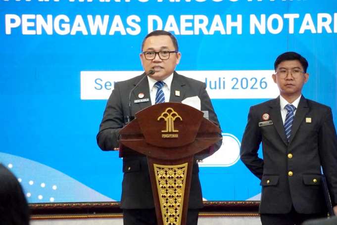 Kakanwil Kemenkum Jateng Lantik Pejabat Fungsional dan Anggota MPD Notaris, Tekankan Integritas dan Pembinaan