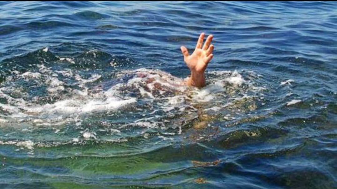 Dua Pelajar Wanita Tewas Tenggelam di Pantai Kapitol Sukabumi Terseret Ombak Besar saat Berenang