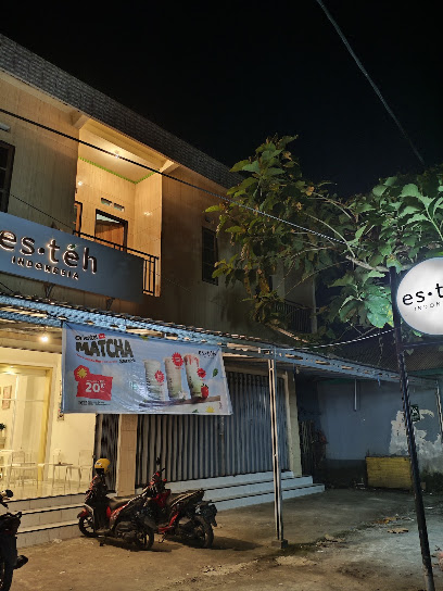 Menikmati Es Teh Minuman Khas Ambon di Tahun 2026: Tempat Nongkrong Favorit Warga