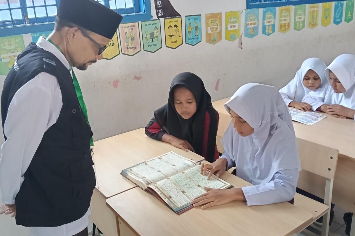 Pemkab Pidie Terjunkan 23 Relawan Pantau Program Baca Alquran Satu Hari Satu Ayat di 274 Sekolah