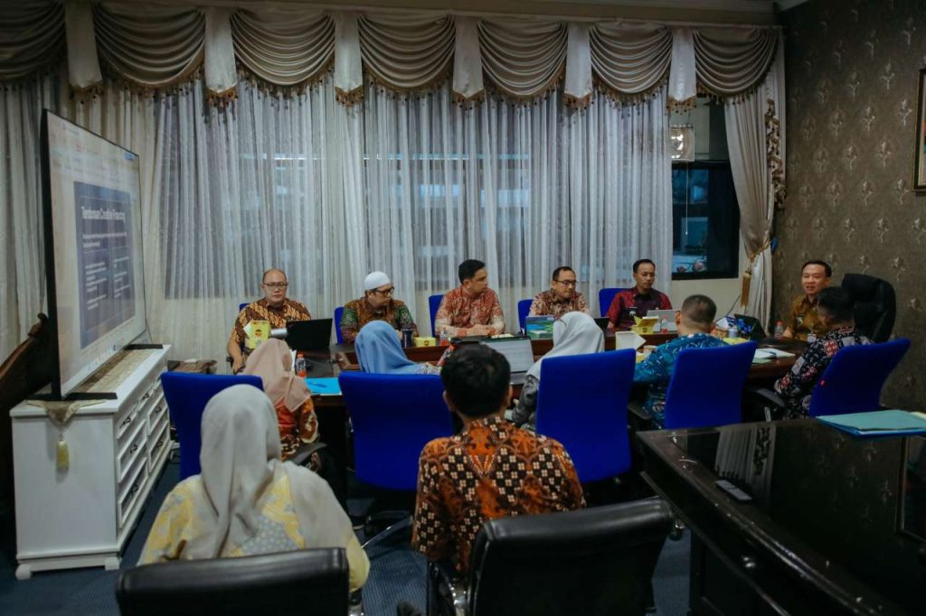 Sekdaprov Lampung Marindo Kurniawan Pimpin Rapat Evaluasi IPKD dan Siapkan Skema Pembiayaan Kreatif untuk Infrastruktur
