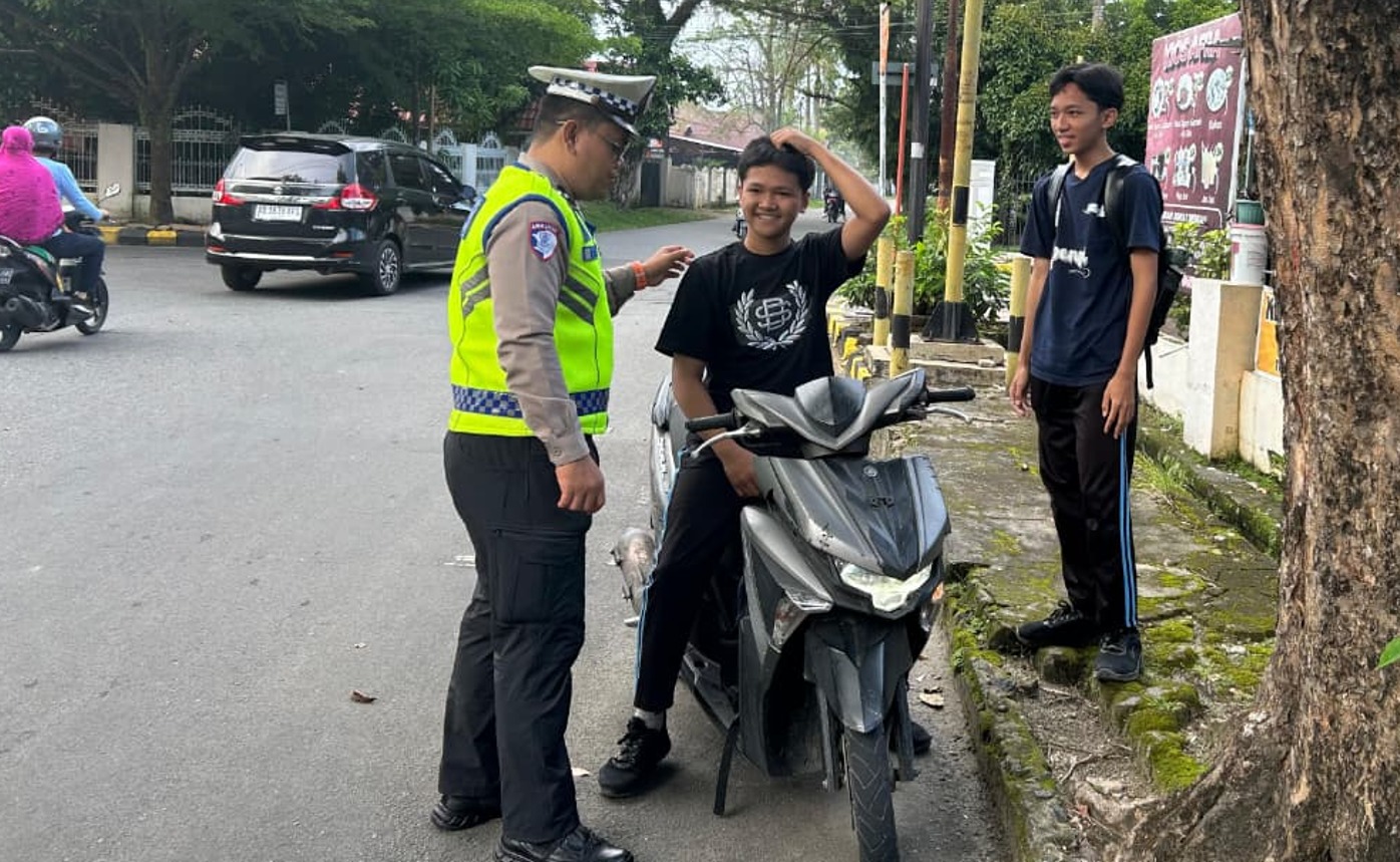 Patroli Satlantas Palopo Jaring Pelajar Tanpa Helm, Teguran dan Pembinaan Jadi Pengganti Tilang