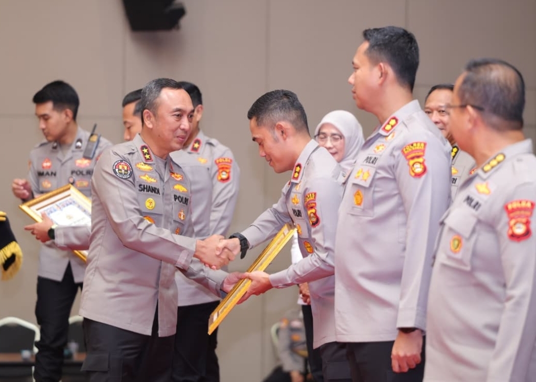 11 Satuan di Jajaran Polda Sumsel Raih WBK dan Pelayanan Publik Prima, Kapolda Ingatkan Bukan Sekadar Piagam