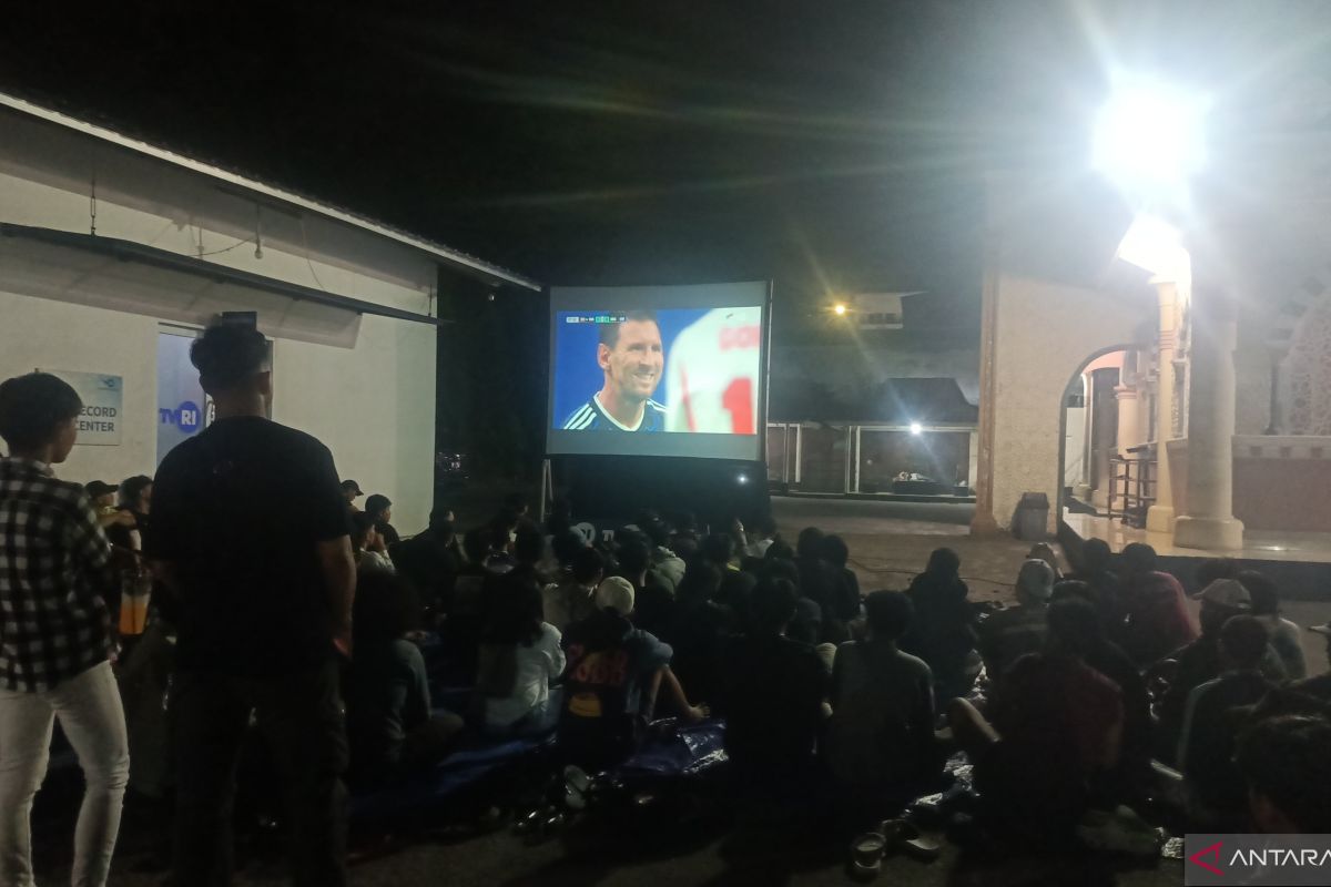 Ribuan Warga Palembang dan Sekitarnya Padati Nobar Perebutan Juara Tiga Piala Dunia 2026 di Halaman TVRI Sumsel