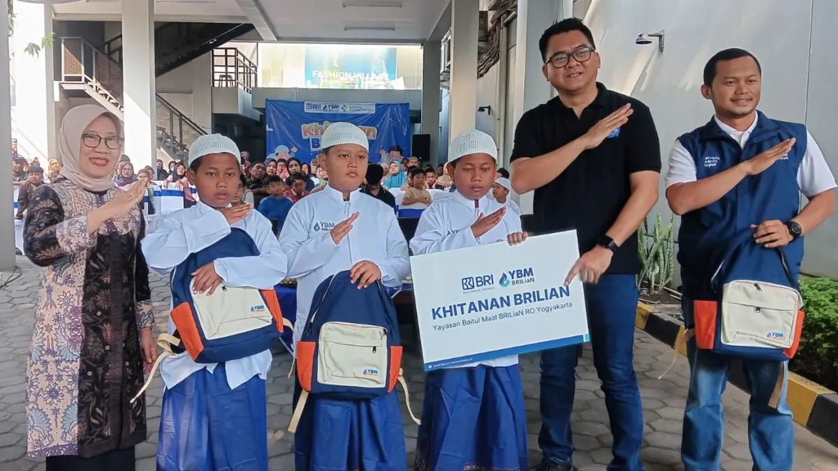 BRI Klaten Gelar Khitanan Massal untuk 55 Anak, Sinergi dengan YBM BRILiaN dan RS Soeradji Tirtonegoro