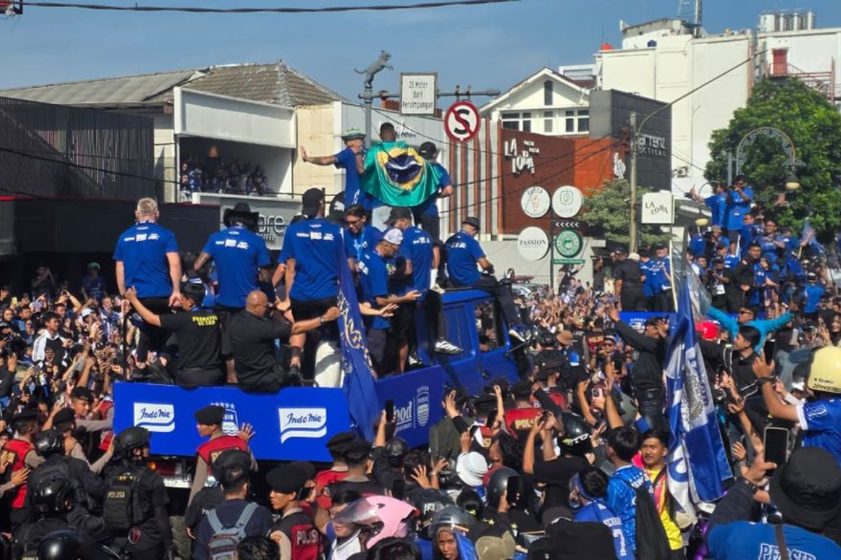 Persib Bandung Juara Hattrick Super League 2026, Manajemen Pastikan Mayoritas Skuad Dipertahankan Musim Depan
