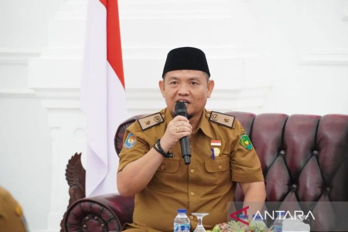 Pemkot Bengkulu Larang Sekolah Jual Seragam dan Buku Pelajaran, Orang Tua Bisa Beli di Pasar