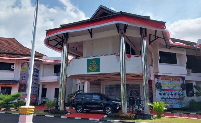 Kejati Maluku Utara Dinilai Lamban Usut Dana Hibah Rp4,1 Miliar untuk Unsan Halmahera Selatan, Publik Sorot Keterlibatan Kerabat Bupati
