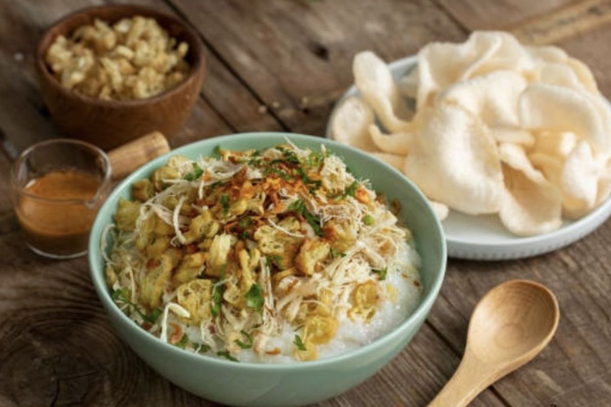 Rekomendasi Sarapan Pagi di Palu: Dari Nasi Kuning hingga Bubur Manado