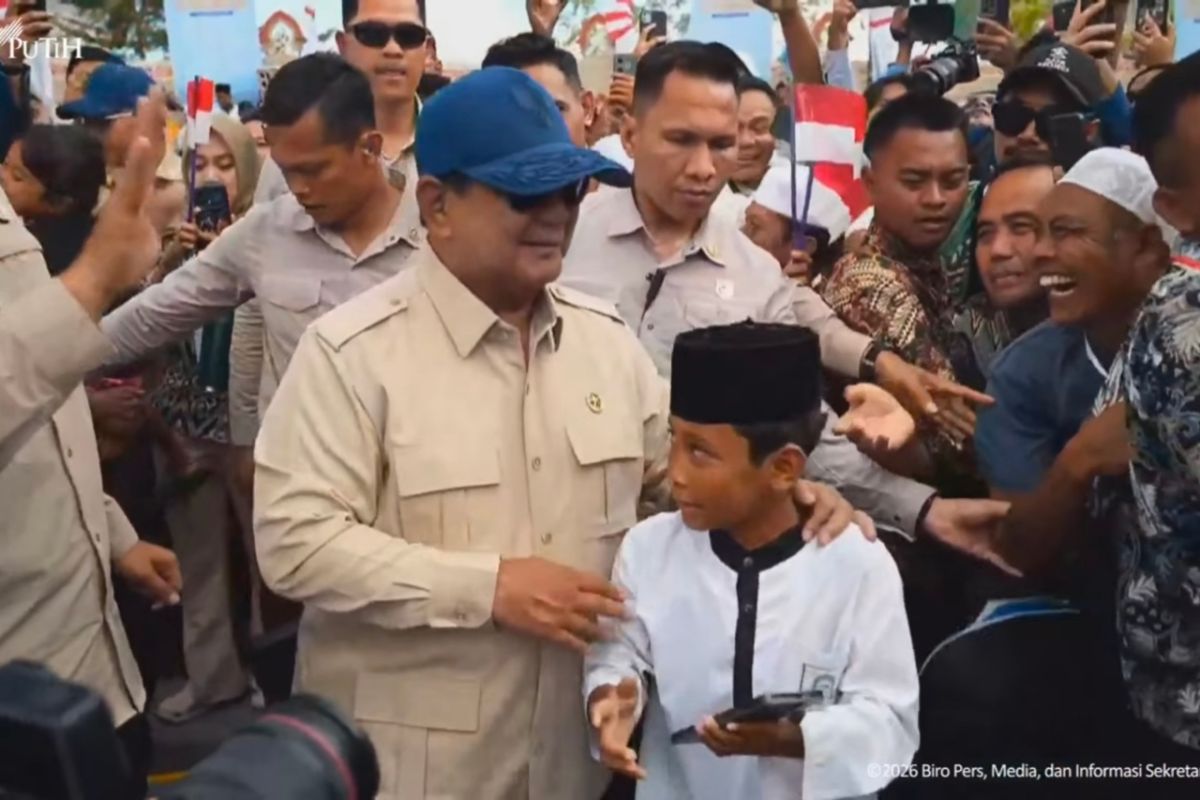 Presiden Prabowo Tiba di Lombok Barat Resmikan Serentak Lima Bendungan, Target Tambah Produksi Gabah 420.000 Ton