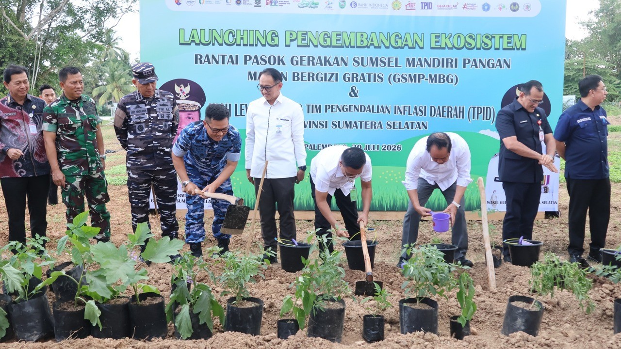 Danlanud SMH Hadiri Peluncuran Gerakan Sumsel Mandiri Pangan dan Program Makan Bergizi Gratis di Palembang