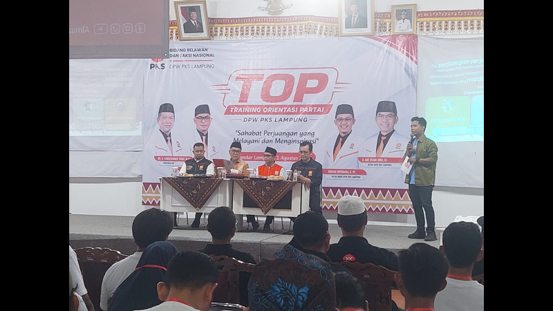 Presiden PKS Almuzzammil Yusuf Hadiri TOP di Lampung, Target Cetak 56 Ribu Sahabat PKS untuk Pelayanan Masyarakat