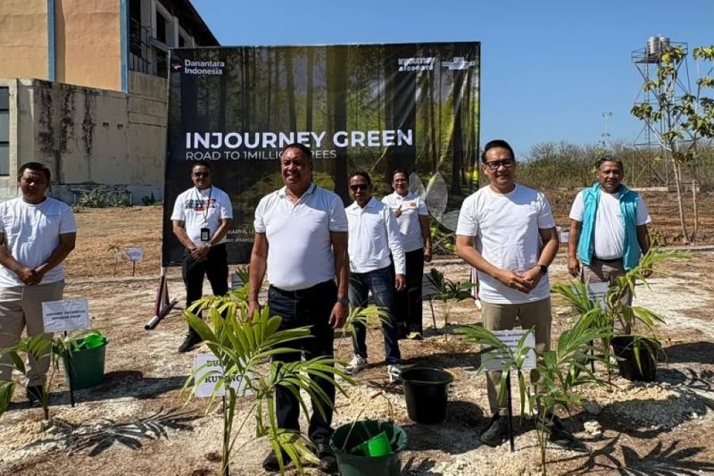 340 Anakan Pohon Ditanam di Kabupaten Kupang, Akumulasi Angkasa Pura Indonesia Capai 640 Bibit