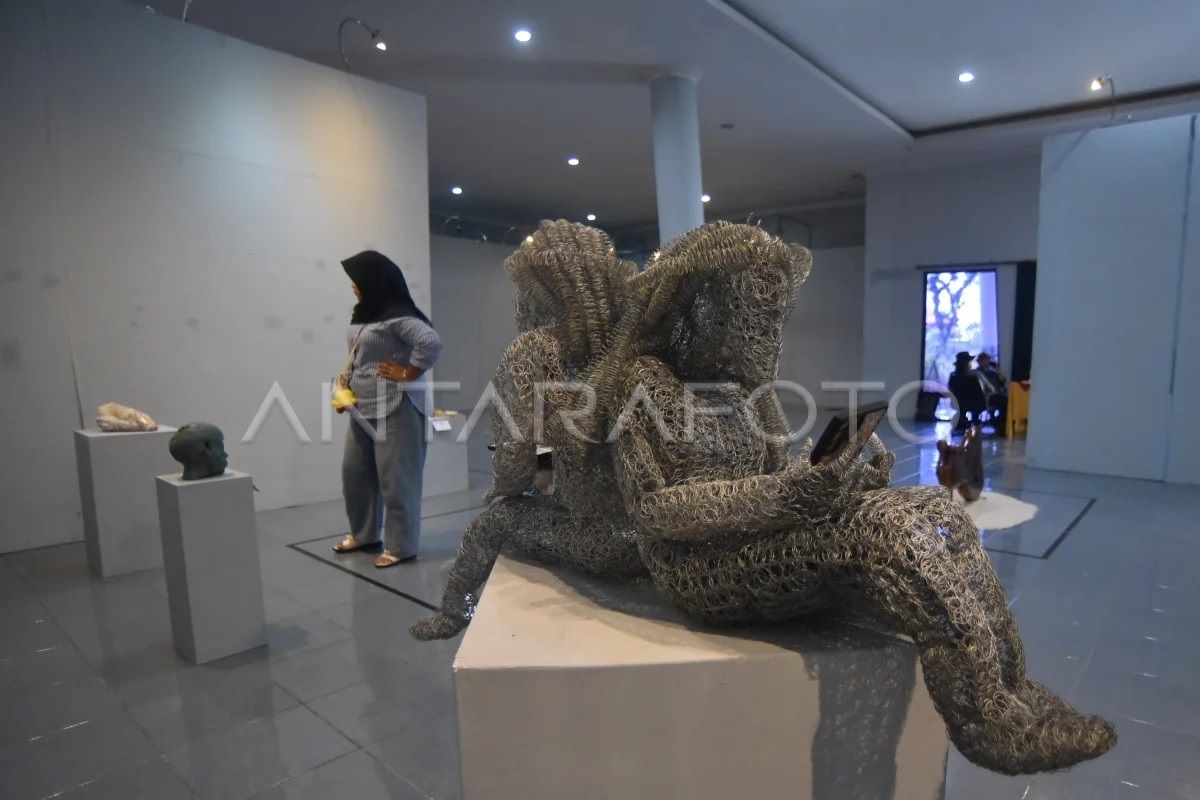 Pameran Patung Internasional di Padang Hadirkan 19 Pematung 13 Negara, Berlangsung hingga 14 Oktober 2026
