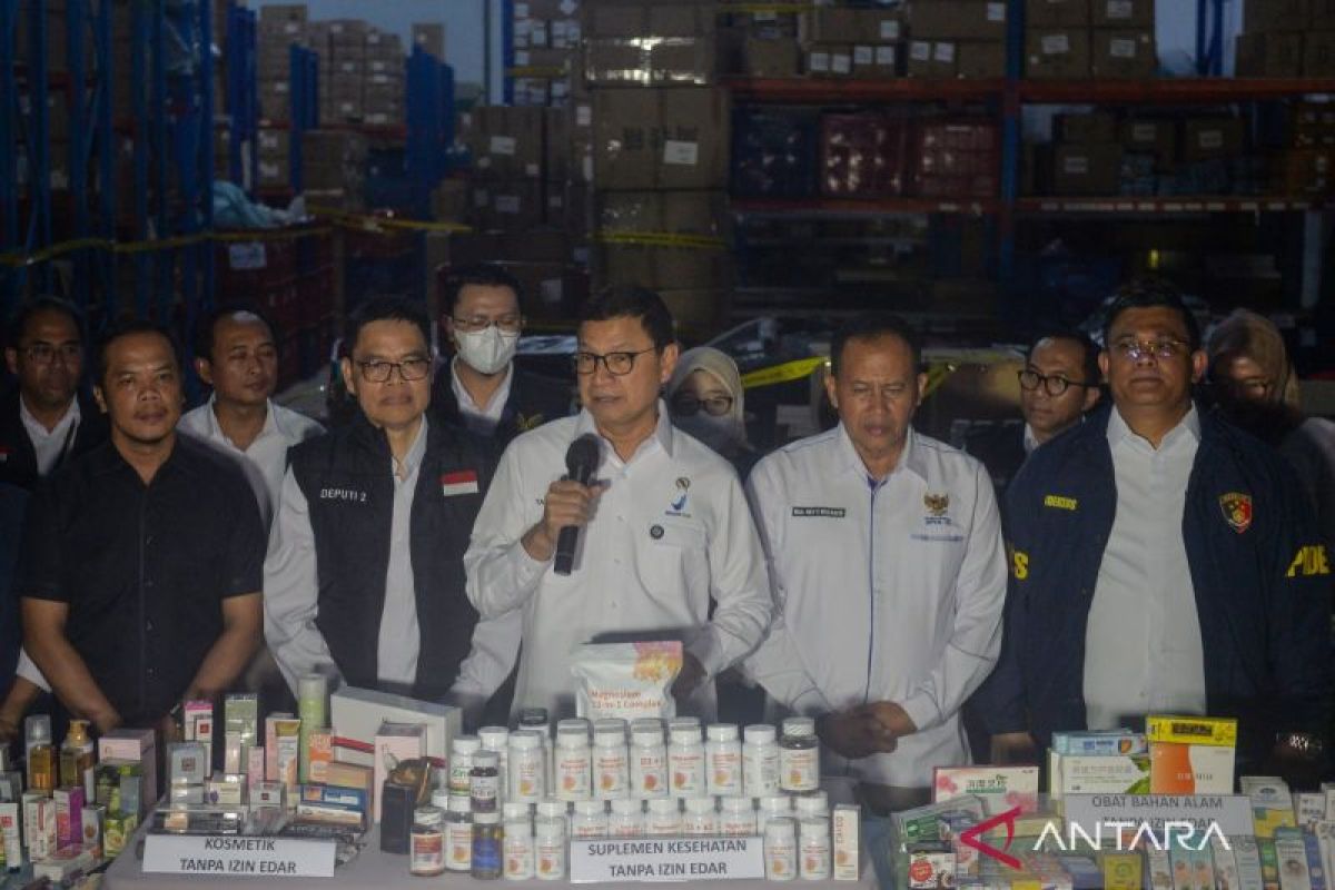 BPOM Sita 459 Ribu Produk Ilegal Senilai Rp25 Miliar dari Gudang Pakuhaji Tangerang, WNA Jadi Tersangka