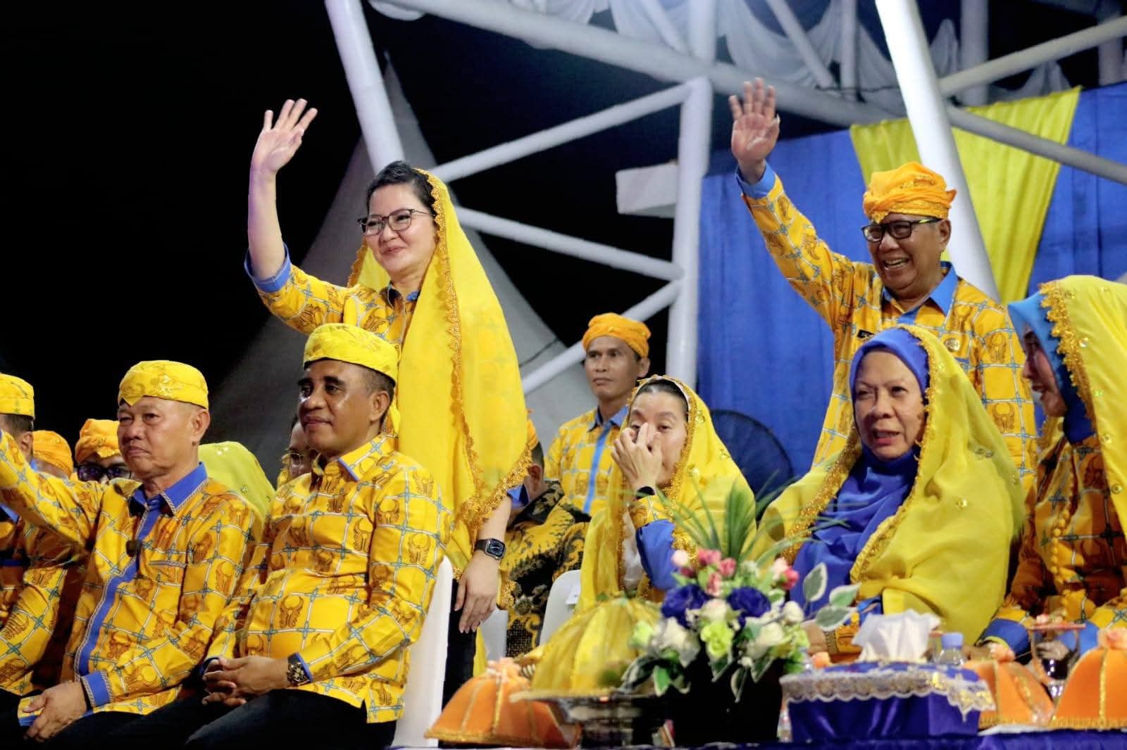 Bupati Poso Verna Inkiriwang Beri Dukungan Penuh ke Kafilah di MTQ XXXI Sulteng, 13 Kabupaten Ikut Bertanding