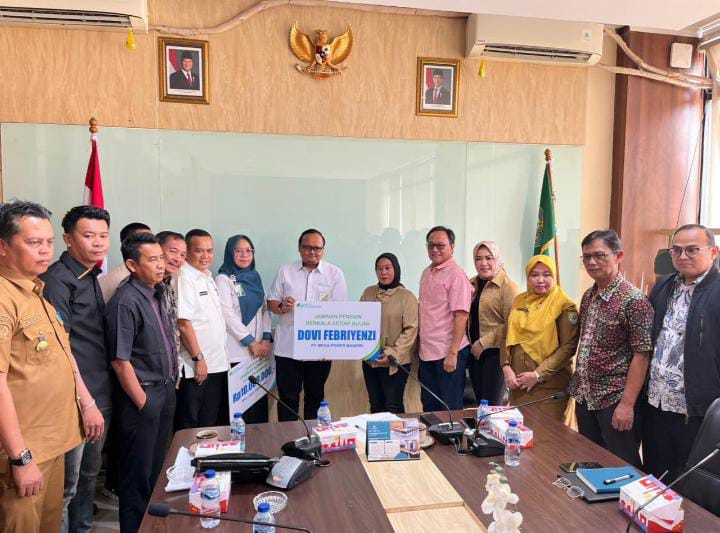 BPJS Ketenagakerjaan Bengkulu Serahkan Santunan Rp172 Juta ke Ahli Waris Pekerja PT MPM, DPRD Sorot Lemahnya Pengawasan K3