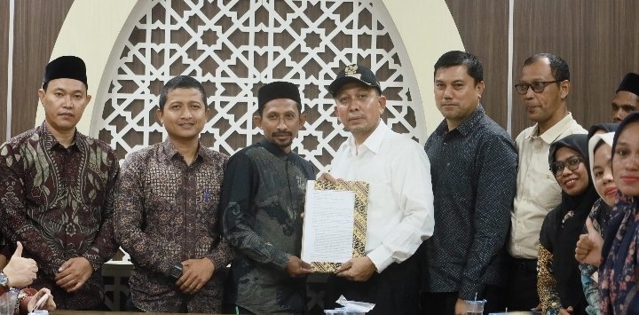 1.126 Guru PPPK Paruh Waktu di Pidie Jaya Tak Digaji Sejak Januari 2026, Bupati Berjanji Cari Solusi
