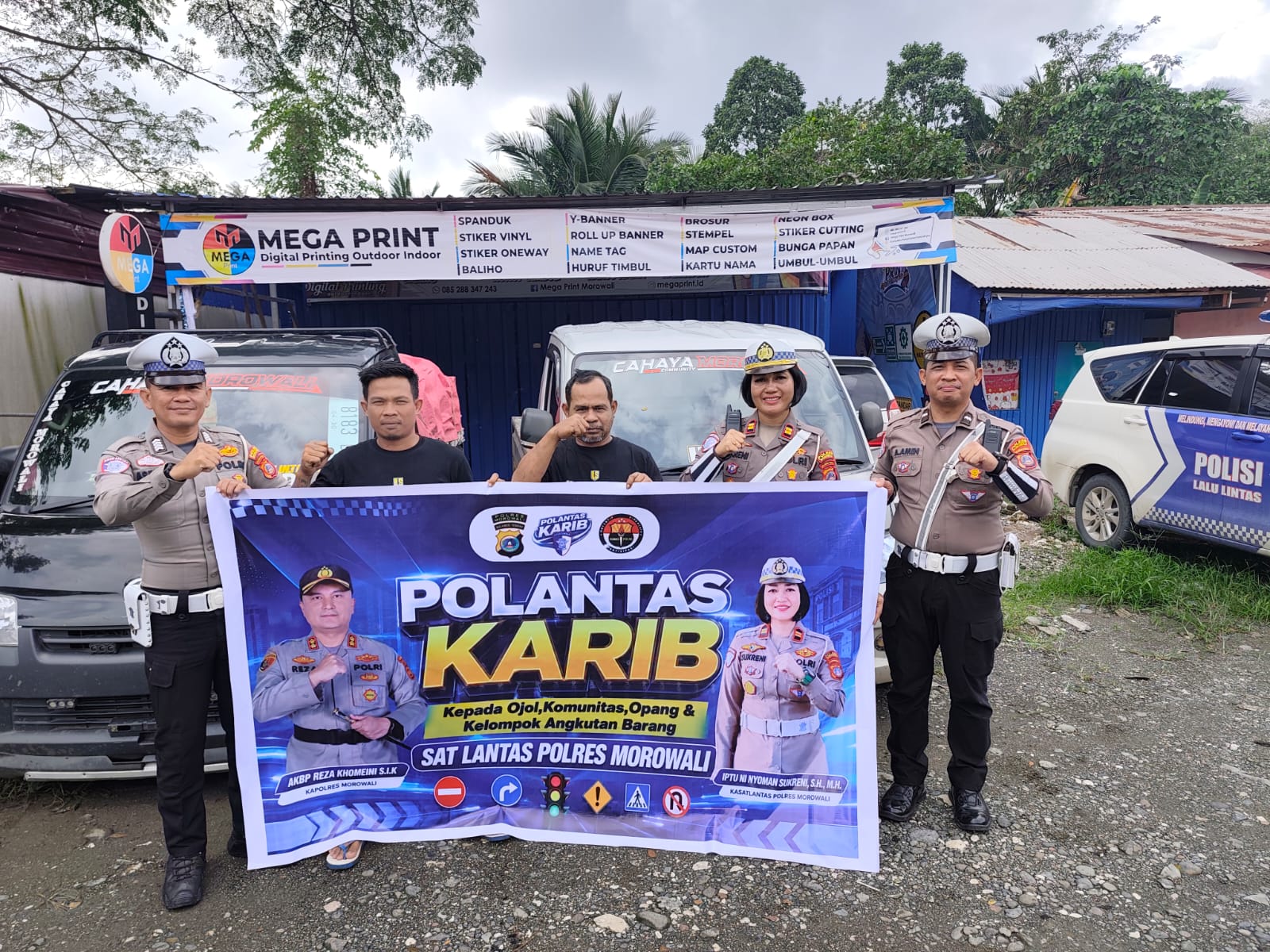 Polantas Karib: Sat Lantas Morowali Ngopi Bareng Sopir Opang di Bungku Tengah, Ini yang Dibahas