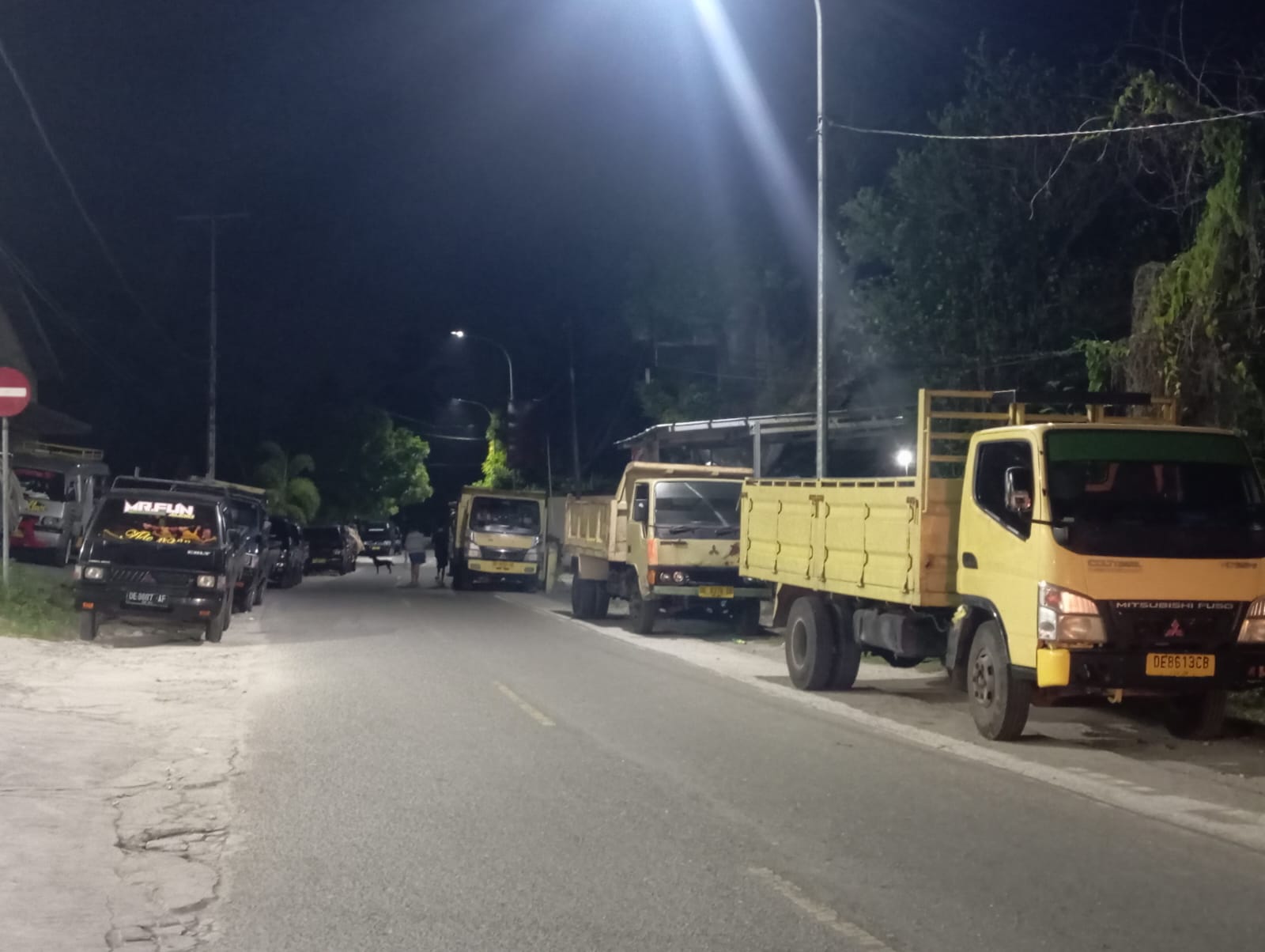 Sopir Truk di Maluku Tenggara dan Tual Antre Semalaman di SPBU Langgur Demi Solar Subsidi Rp200 Ribu