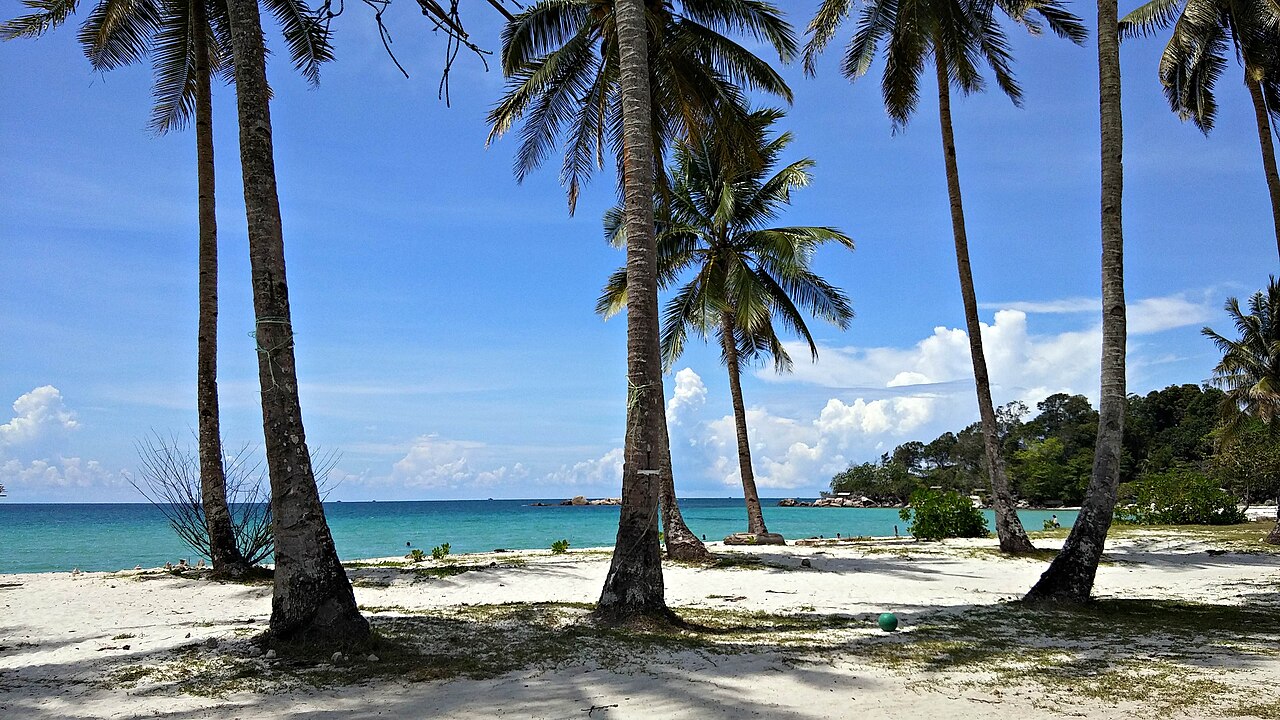 3 Destinasi Wisata Favorit di Pulau Bintan, dari Pantai Trikora hingga Treasure Bay