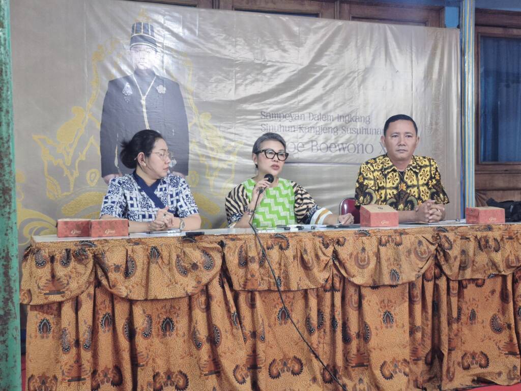 Kubu PB XIV Purboyo Buka Ruang Kirab Pusaka 1 Suro Bersama, LDA Ingatkan Semua Pihak Jaga Spirit Sakral