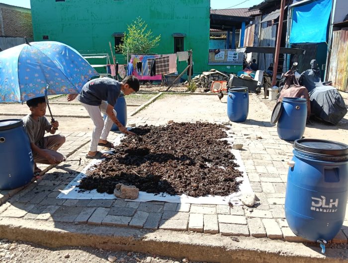 Ketua RT di Rappokalling Makassar Ceritakan Kunci Sukses Pilah Sampah Sejak April 2026, Warga Raup Sembako dari Bank Sampah