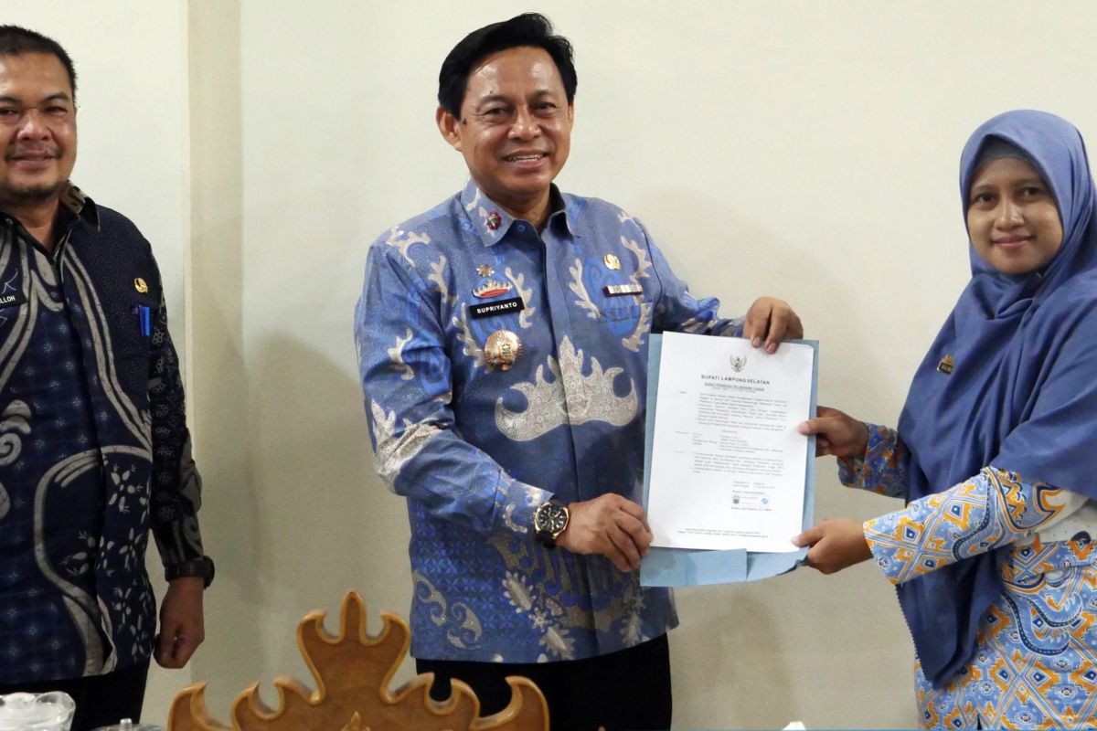 Pemkab Lampung Selatan Tugaskan 27 Plt Kepala SD, Sekda Ingatkan Larangan Pungutan untuk Program HELAU