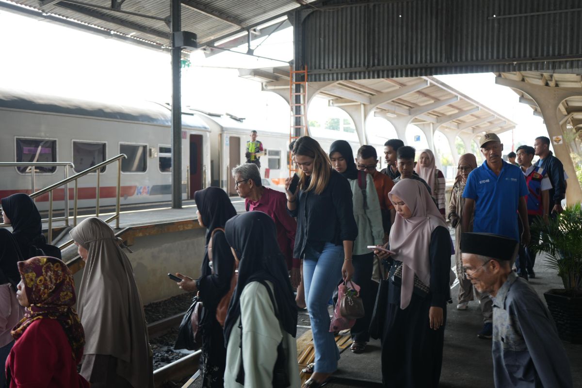 KAI Divre II Sumbar Layani 40.514 Penumpang Selama Libur Panjang Idul Adha, KA Pariaman Ekspres Paling Diminati
