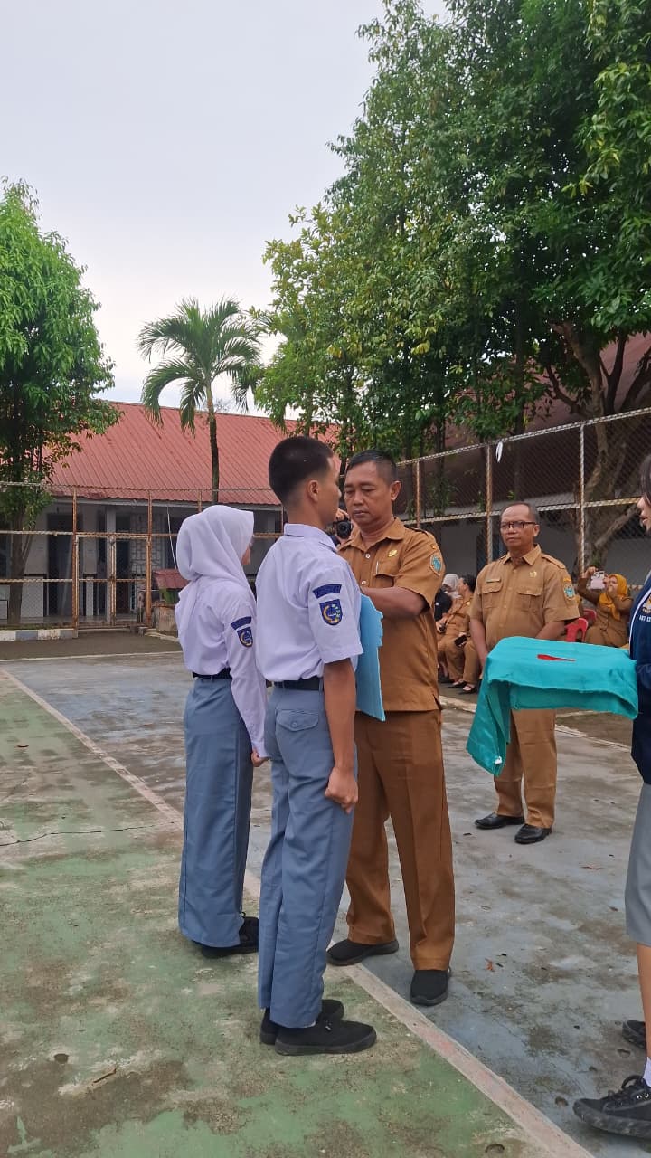 Kepsek SMA Negeri 7 Medan Buka MPLS 2026 dengan Tema Kenali Diri dan Lingkungan Sekolah Baru