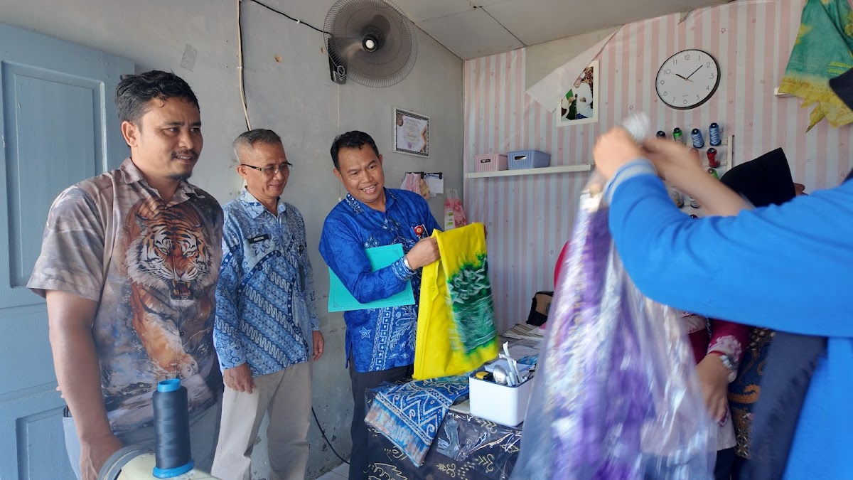 DPRD Hulu Sungai Tengah Tinjau Langsung Program Pembinaan di Lapas Perempuan Martapura, Warga Binaan Sampaikan Aspirasi