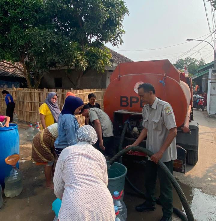 351 KK di Kasemen, Kota Serang Krisis Air Bersih Akibat Kemarau, BPBD Salurkan 30.000 Liter