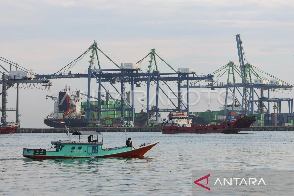 Angin 31 Knot Landa Selat Makassar, BMKG Keluarkan Peringatan Dini Gelombang 4 Meter untuk Nelayan Sulsel