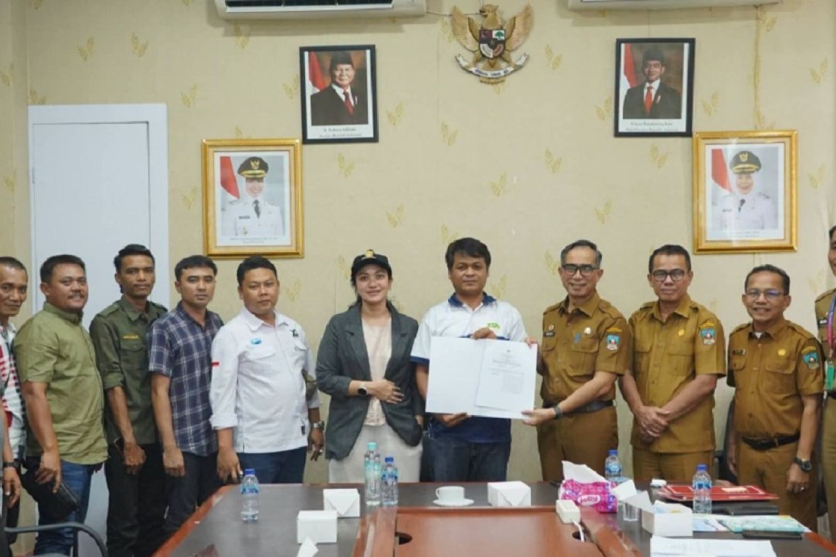 Pemkab Dharmasraya Gandeng Enam Perusahaan Bangun Infrastruktur Rp6,6 Miliar, Lima Titik Jalan Diperbaiki