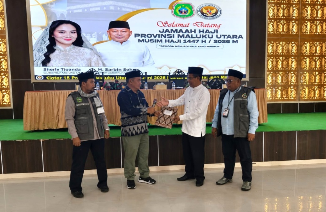Pemprov Malut Sambut Kepulangan Jamaah Haji Kloter 15 di Ternate, Apresiasi Kinerja Petugas dan PPIH