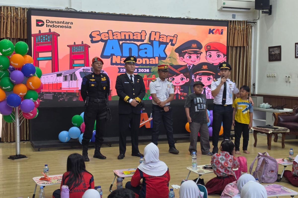 KAI Palembang Gelar Festival Edukasi Keselamatan Kereta Api untuk Anak, Peringati Hari Anak Nasional